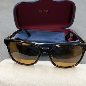 Gucci Havana women’s sunglasses w/case, cleaning cloth comes with lenses RX now